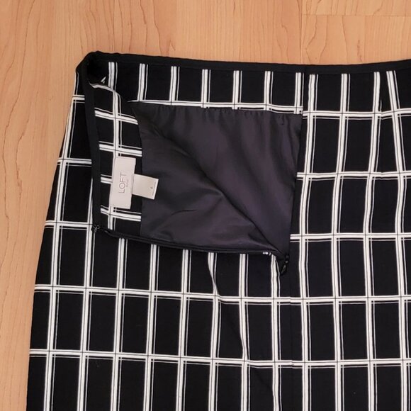 LOFT Outlet Black & White Lined Windowpane A-Line Skirt - 6 - Picture 4 of 7